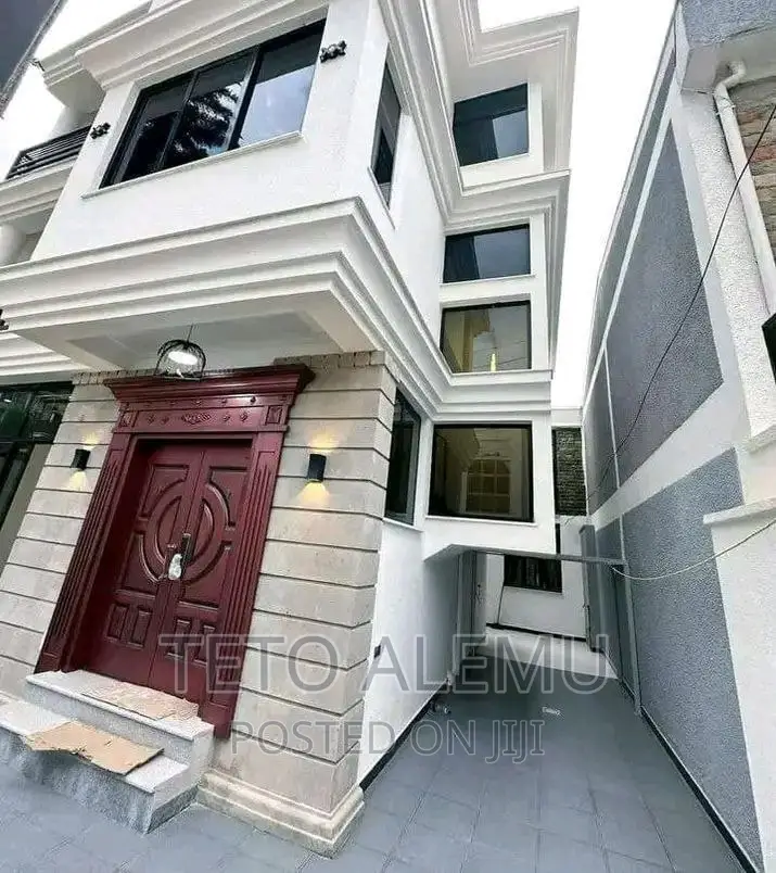 5bdrm House in Bole for sale