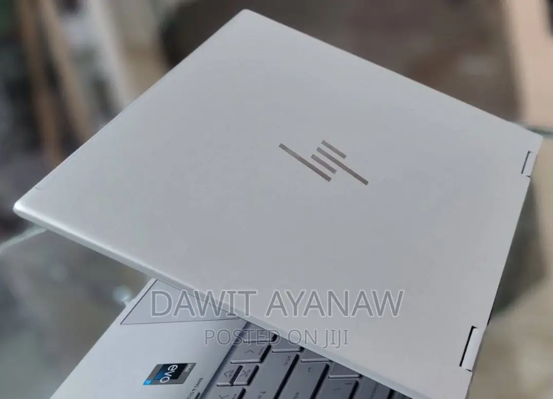 New Laptop HP 8GB Intel Core I7 SSD 512GB