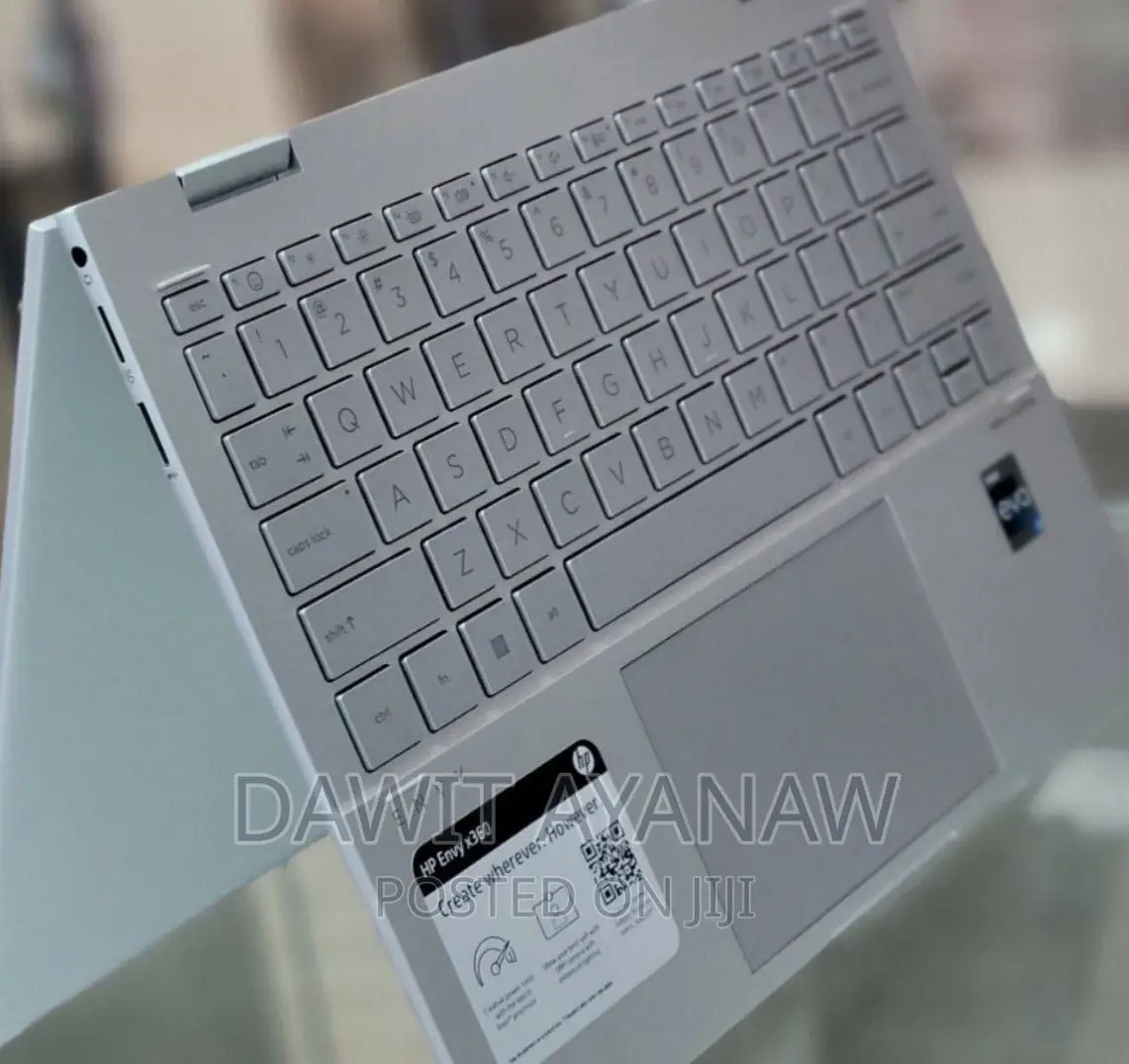 New Laptop HP 8GB Intel Core I7 SSD 512GB