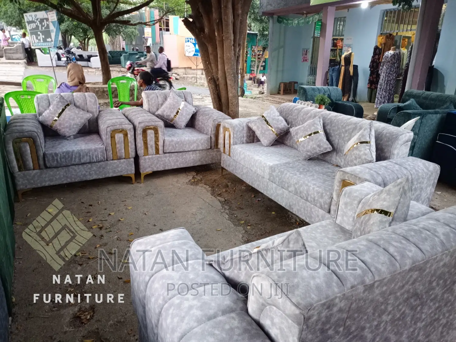 Sofa Made of Wooden Material and Withe High Quality