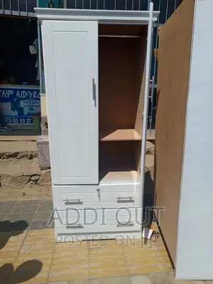 Photo - 0.80cm Cupboard