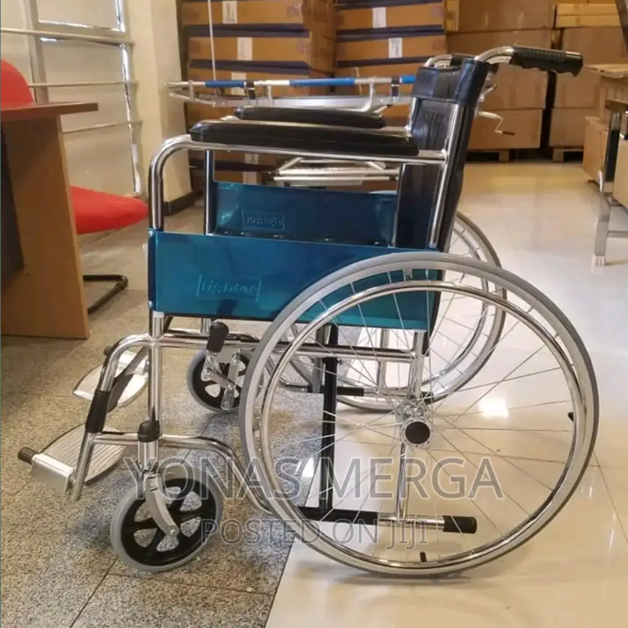Wheelchair Solid Rubber Tyres With Self Propelling Hand Hoop