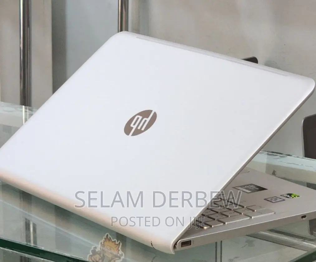 New Laptop HP Envy 13 8GB Intel Core I7 HDD+SSD 1T