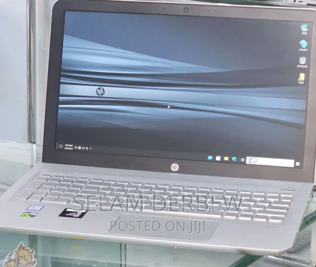 New Laptop HP Envy 13 8GB Intel Core I7 HDD+SSD 1T