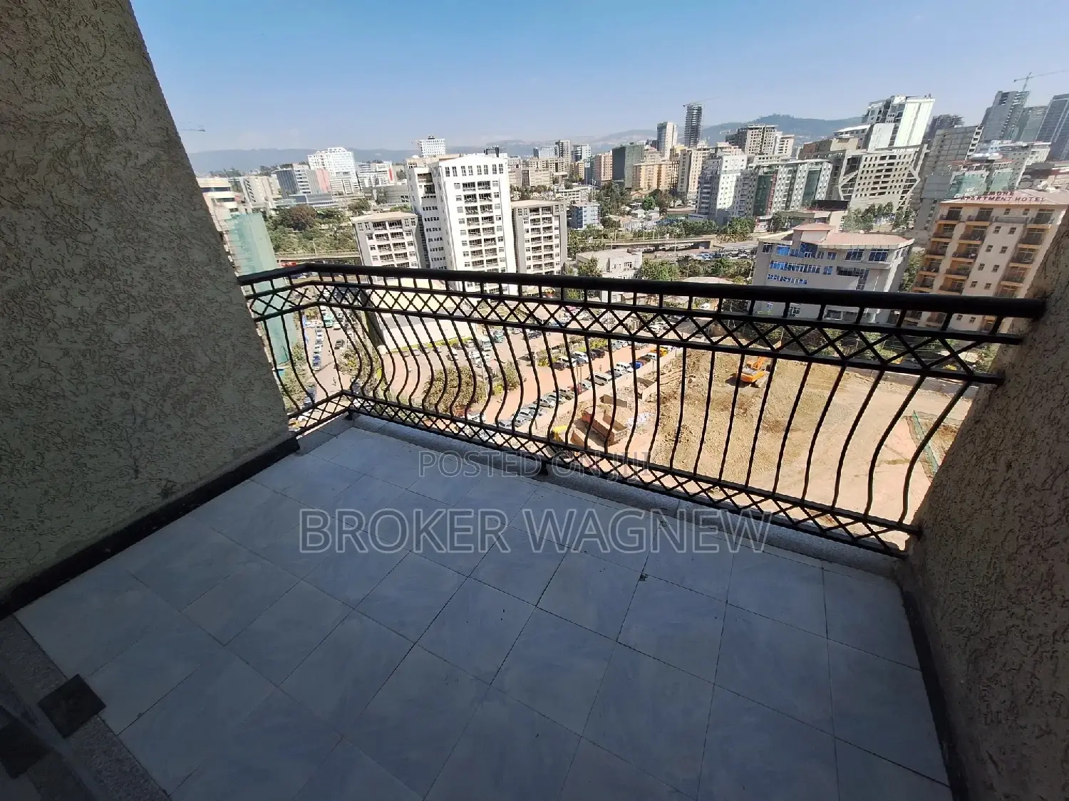 Furnished 3bdrm Apartment in Kirkos for rent