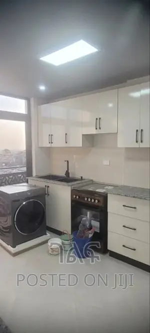 3bdrm Apartment in የግል ፈጋ አስፓልት ዳር, Bole for sale