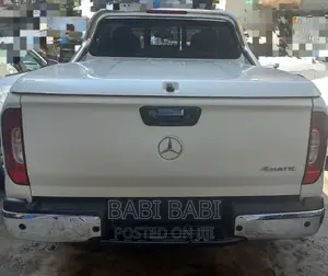 Mercedes-Benz X Class 2018 White