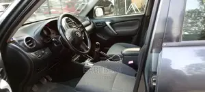 Toyota RAV4 2006 Gray