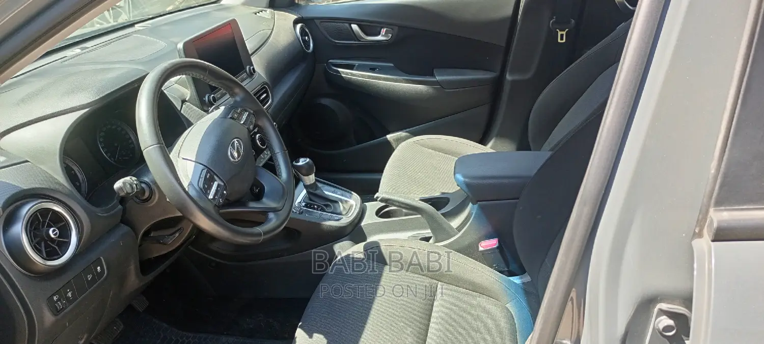 New Hyundai Kona 2022 Gray