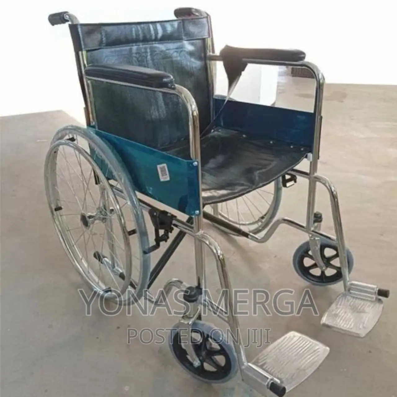 Wheelchair/Wheelchair_the Seat Is Resistant to Moisture Dirt
