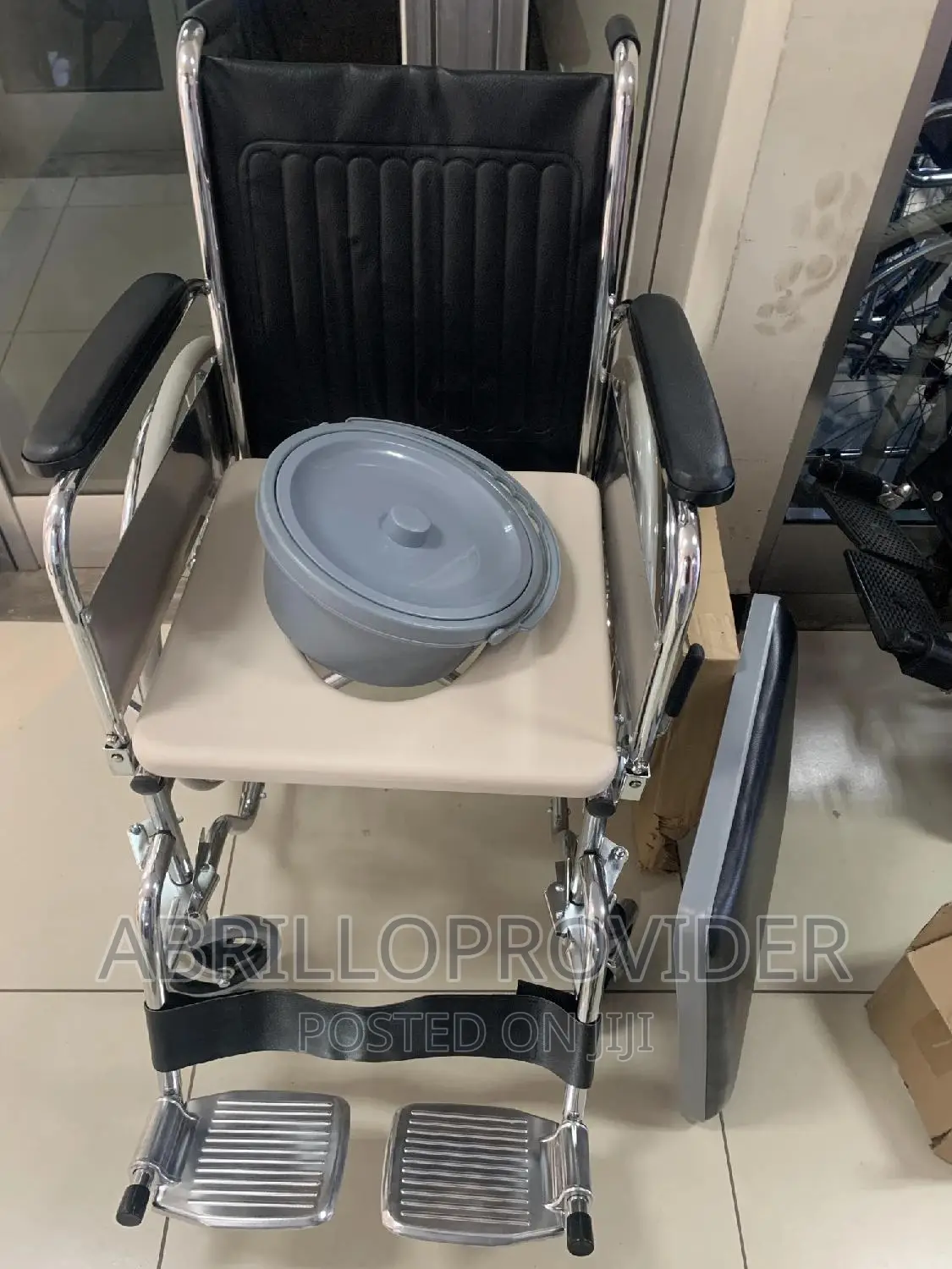 Detachble Wheelchair|Commode Wheelchair|Toilet "Wheelchair'