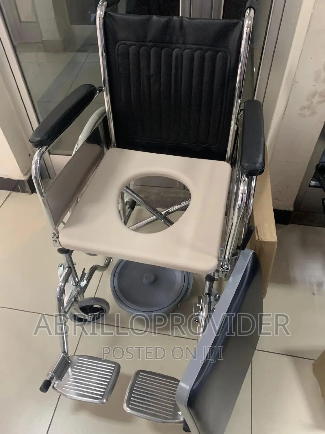 Detachble Wheelchair|Commode Wheelchair|Toilet "Wheelchair'