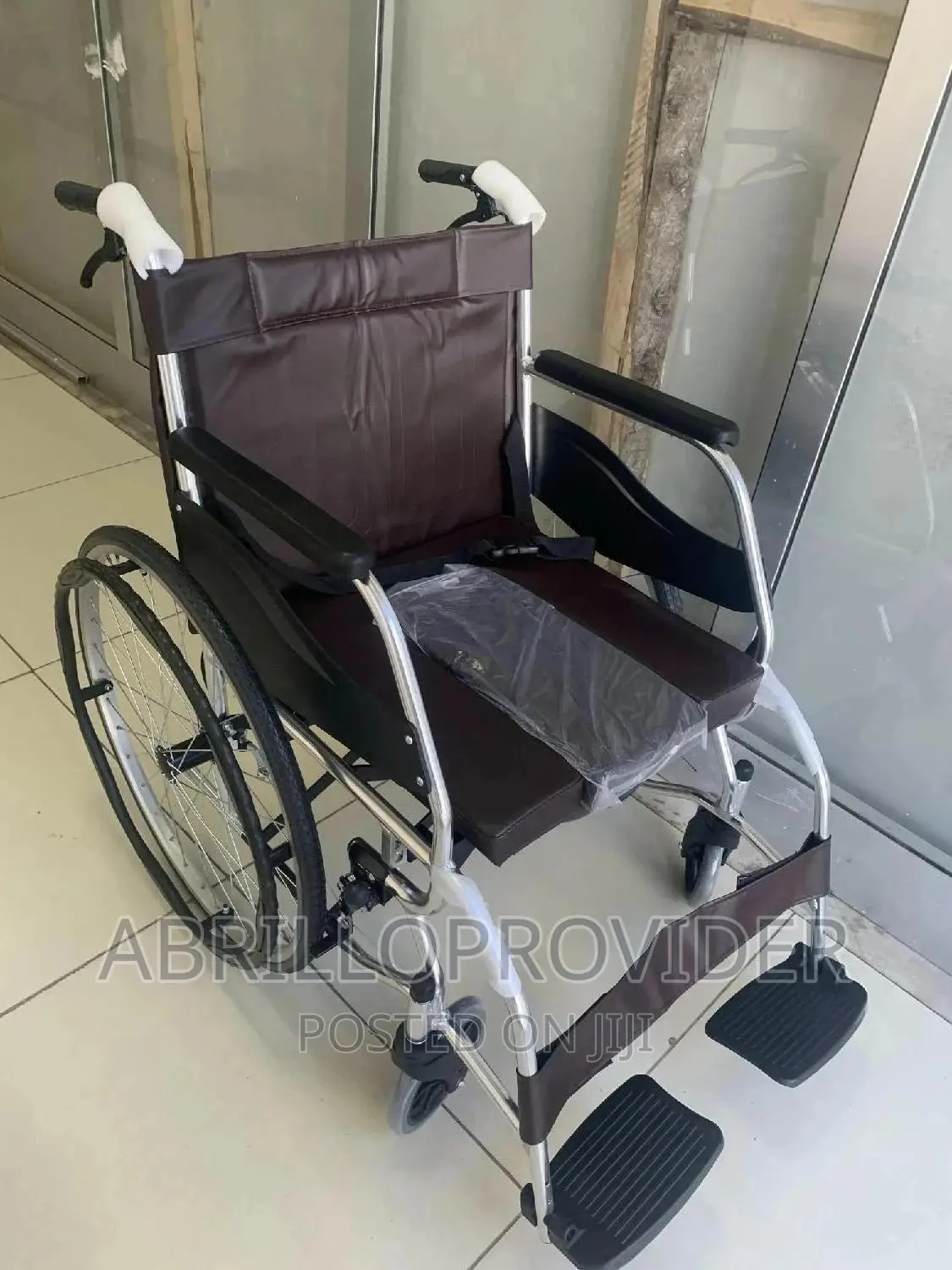 እምፖርትድ~Commode Wheelchair|Wheelchair|WheelchairWheelchair