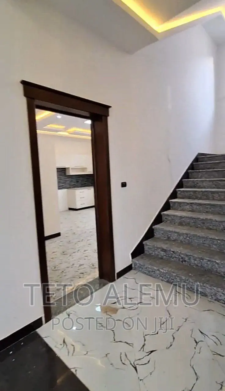 Furnished 6bdrm House in የሚሸጥ ቅንጡ መኖሪያ ቤት ሰሚት, Bole for sale