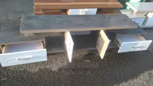 1,50cm ላምኔት ቲቪ ማስቀመጫ