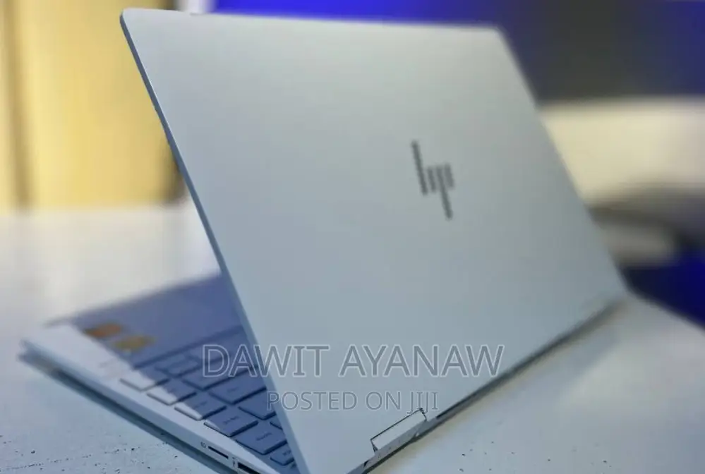 New Laptop HP 8GB AMD Ryzen 5 SSD 512GB