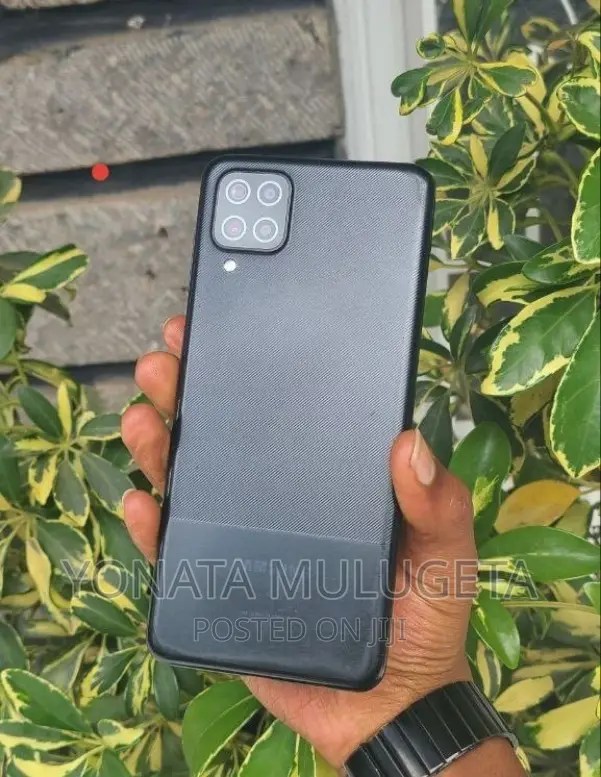 Samsung Galaxy A12 32 GB
