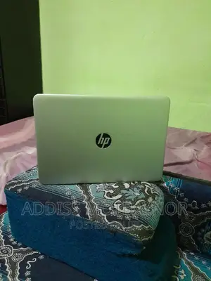 New Laptop HP EliteBook 840 8GB Intel Core I5 HDD 512GB