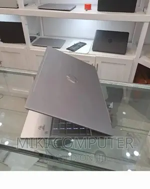 New Laptop HP Pavilion 15 8GB Intel Core i5 HDD 1T