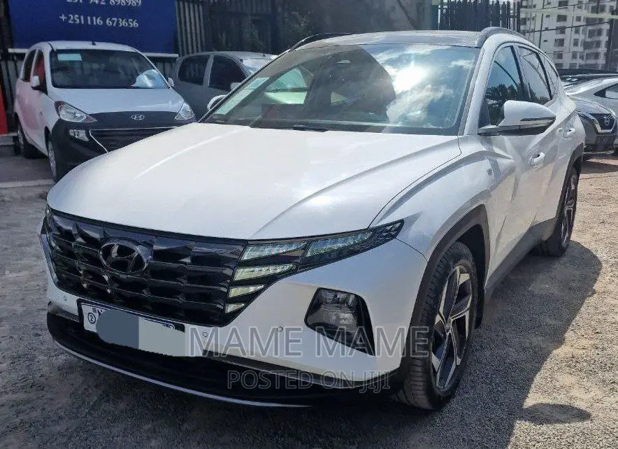Hyundai Tucson 2021 White