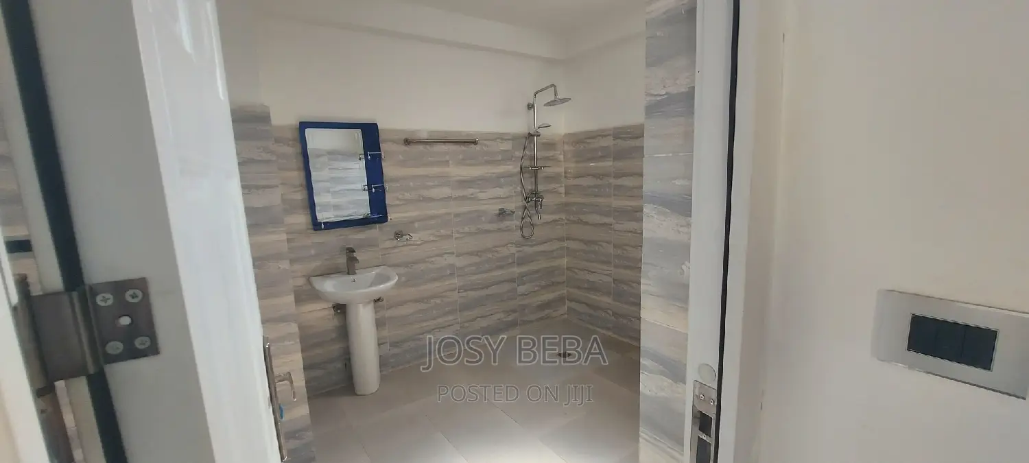 3bdrm Penthouse in Bole for rent