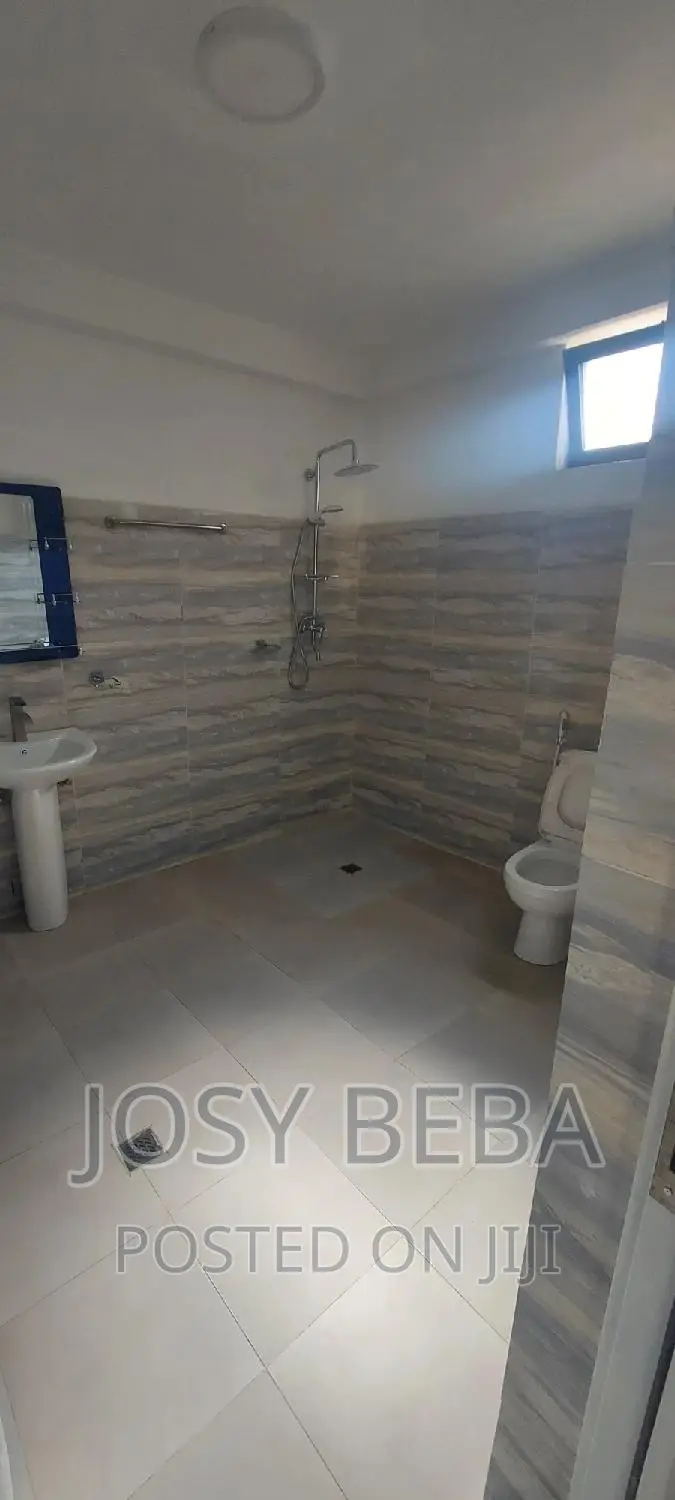 3bdrm Penthouse in Bole for rent