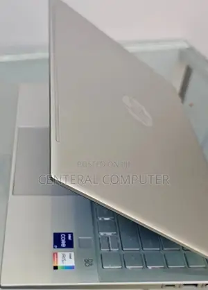 New Laptop HP Pavilion 13 16GB Intel Core I7 SSD 1T