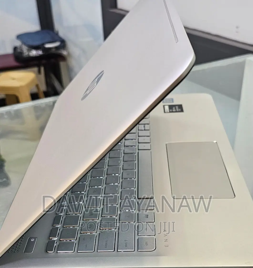 New Laptop HP 16GB Intel Core I7 SSD 512GB