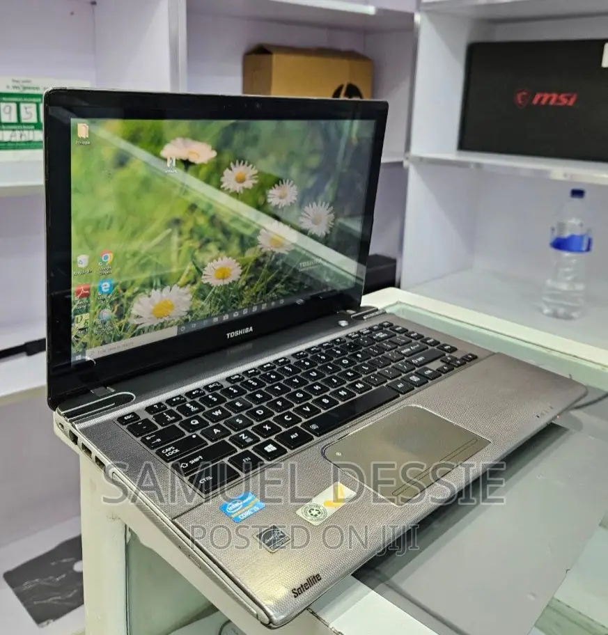 Laptop Toshiba Satellite C55 6GB Intel Core I5 HDD 700GB