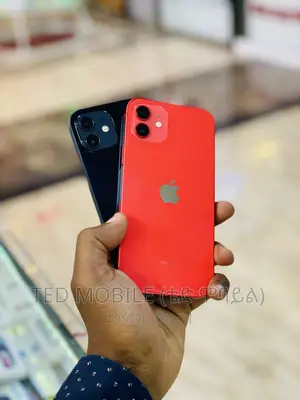 Photo - Apple iPhone 12 64 GB Black