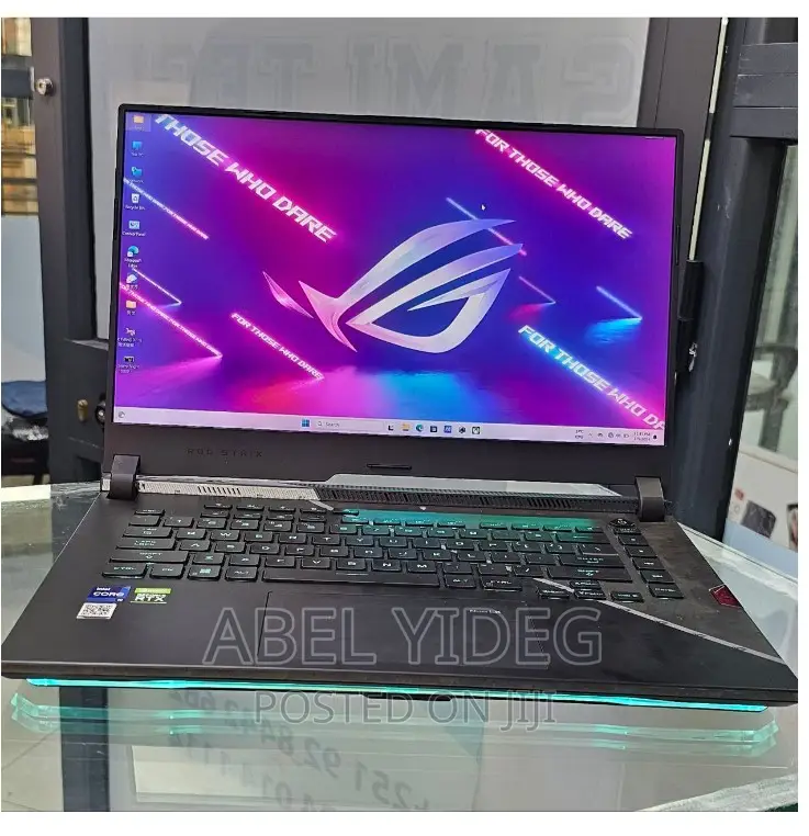 New Laptop Asus ROG Strix SCAR 15 16GB Intel Core I9 SSD 1T