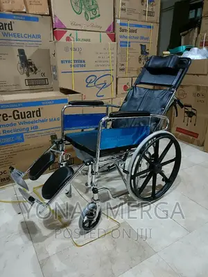Wheelchair_optimum Sitting Comfort With Leg Hand Rests.