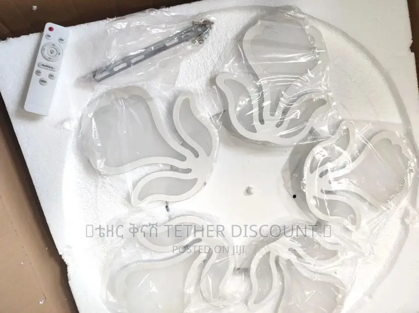 LED Dimmable Flower Shape Light ከውጪ የገባ የጣራ መብራት ጌጥ 70by70cm