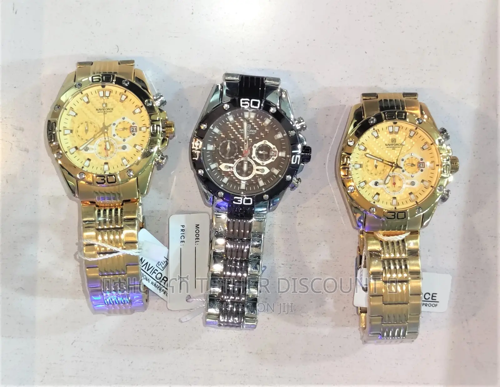 Naviforce Men’S Quartz Watch(ቅናሽ)የወንድ ሰዓት Gold Silver NF8019