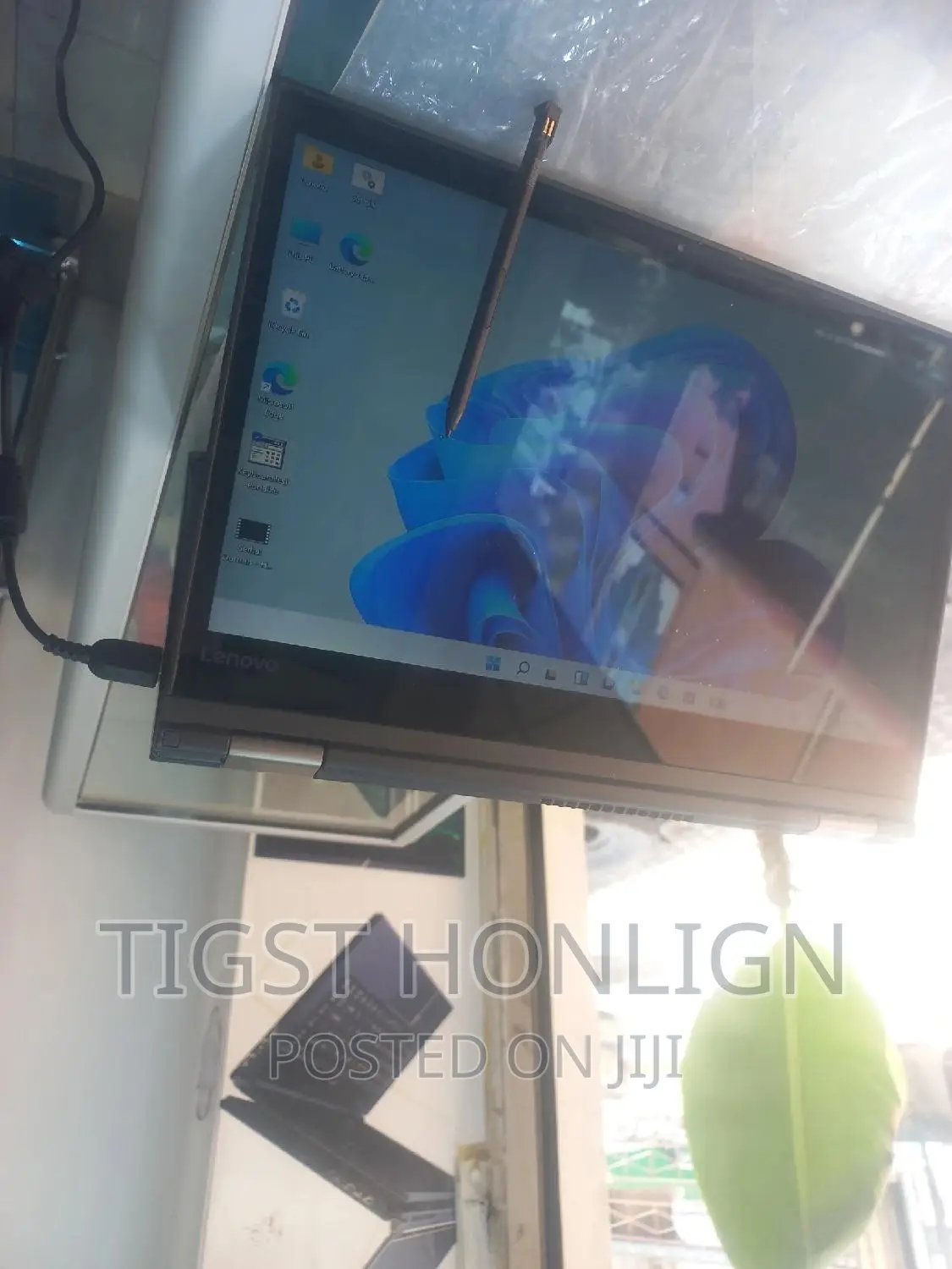 New Laptop Lenovo ThinkPad Yoga 370 16GB Intel Core i5 SSD 512GB