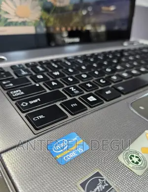 New Laptop Toshiba Satellite C665 6GB Intel Core I5 HDD 750GB