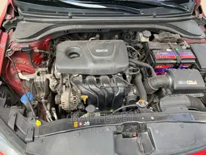 Hyundai Avante 2017 Red