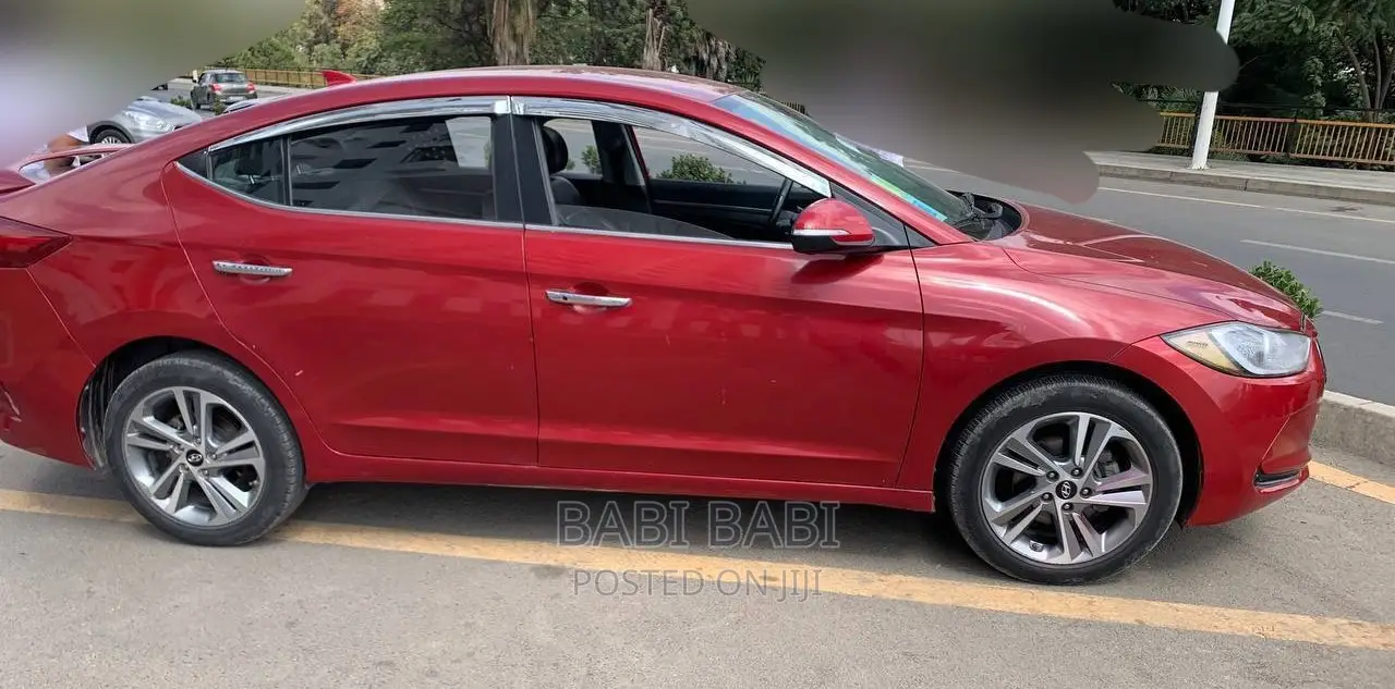 Hyundai Avante 2017 Red