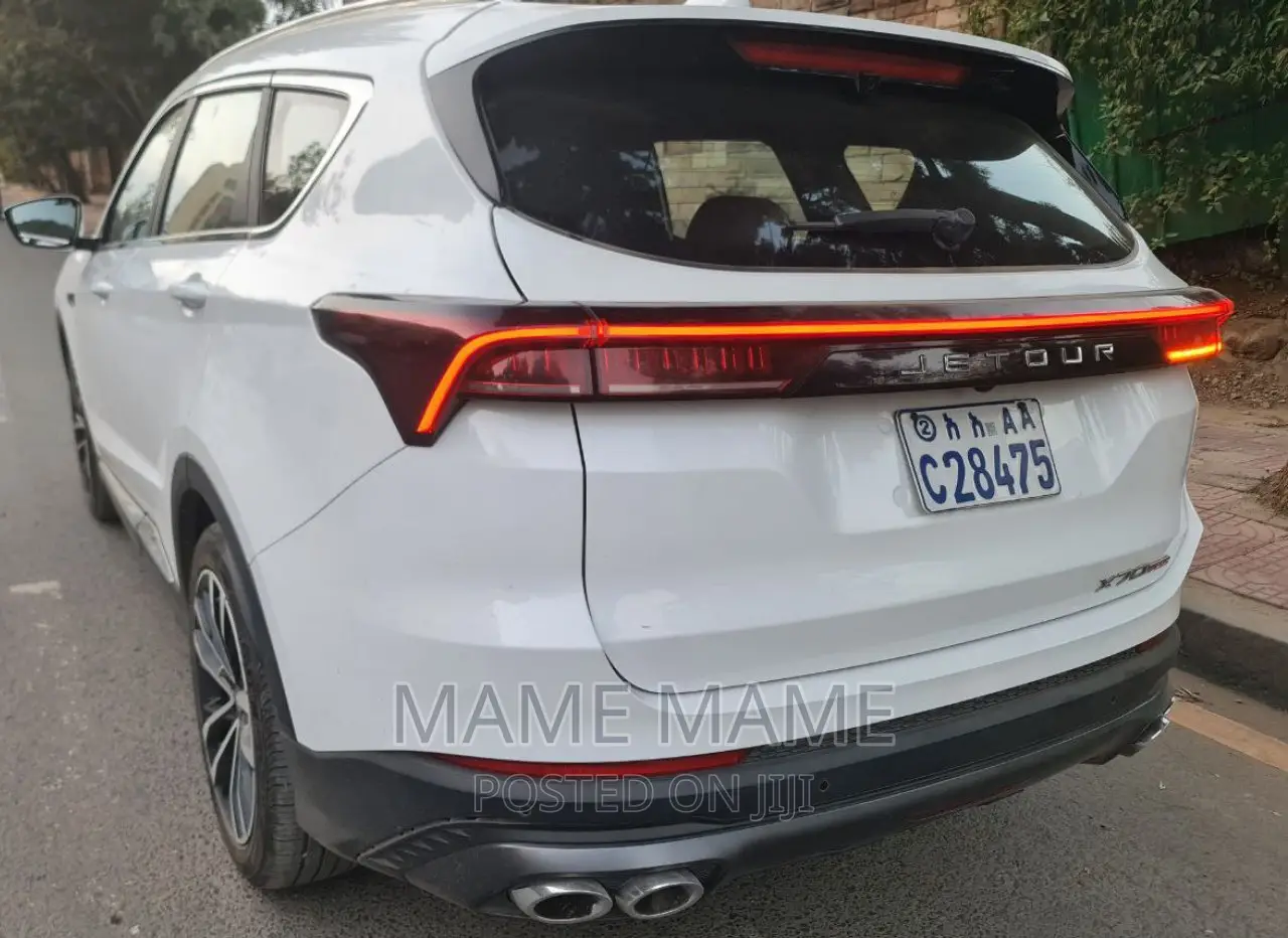 Jetour X70 Plus 2022 White