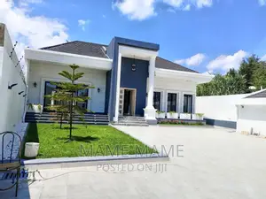 5bdrm Villa in Addis Abeba, Bole for sale