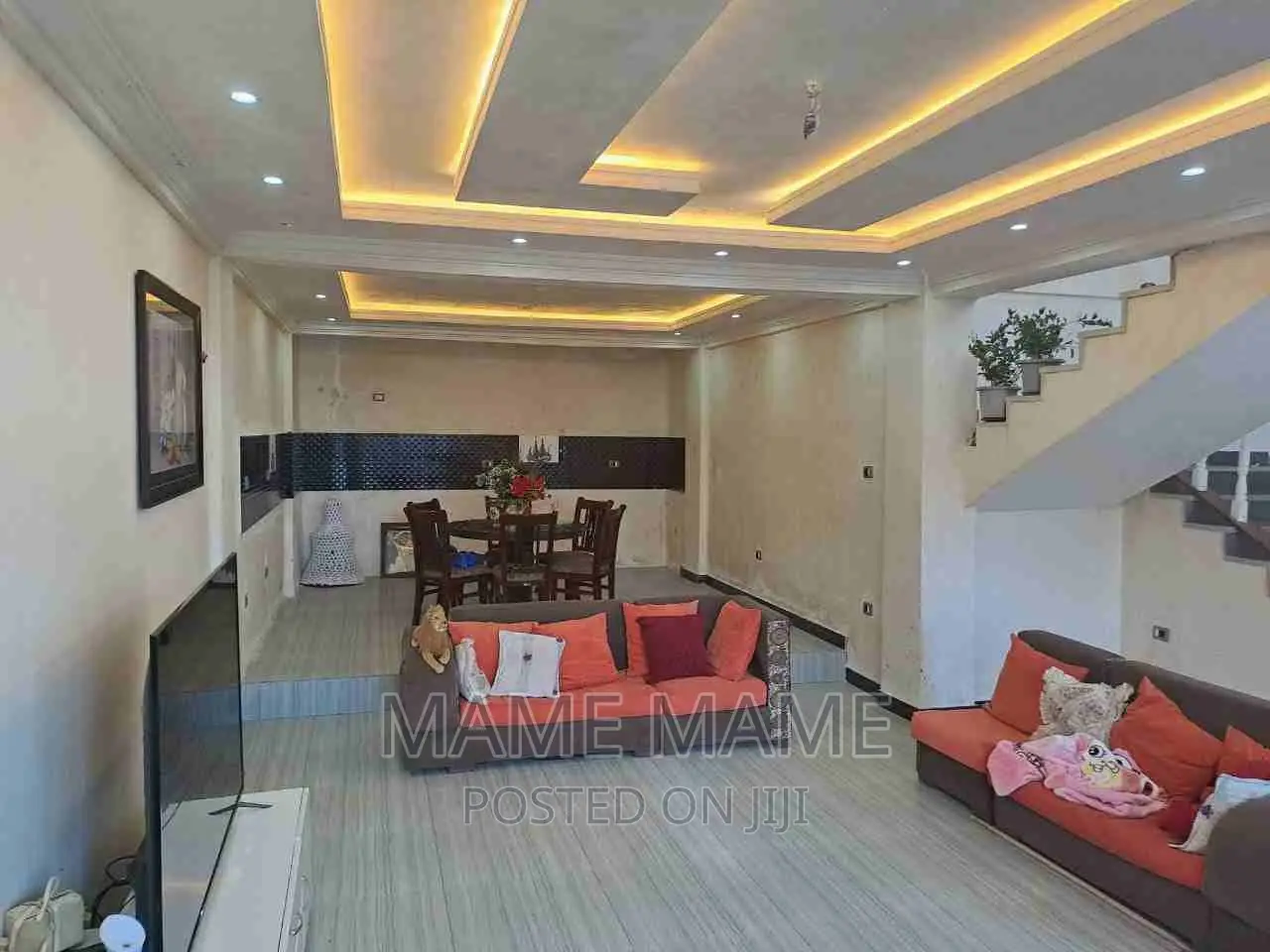 8bdrm House in Addis Abeba, Bole for sale