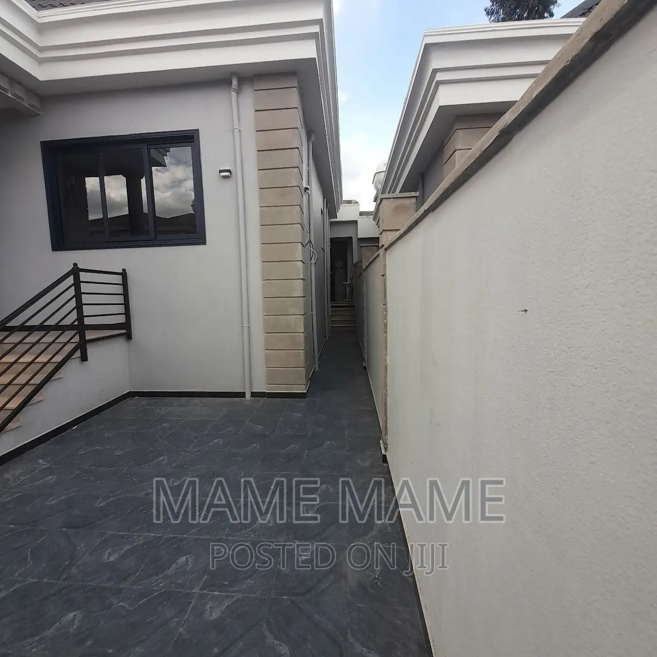 3bdrm Villa in Addis Abeba, Bole for sale