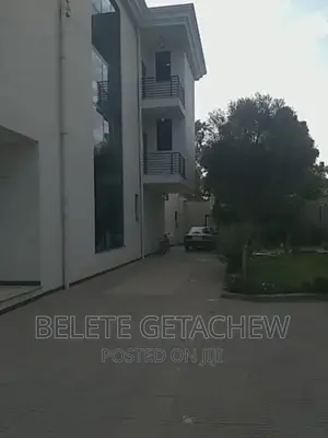 12bdrm Duplex in Gerji G+2, Bole for sale