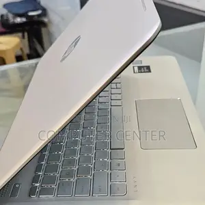 New Laptop HP Envy 15 8GB Intel Core I7 SSD 512GB