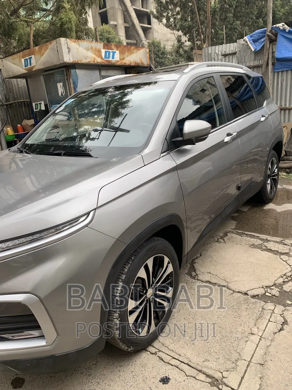 Chevrolet Captiva 2022 Silver