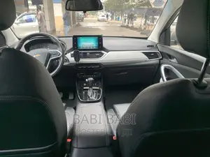 Chevrolet Captiva 2022 Silver