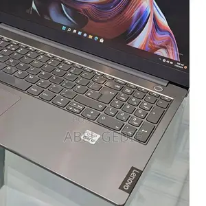 New Laptop Lenovo ThinkBook 13 8GB Intel Core I7 HDD+SSD 1T