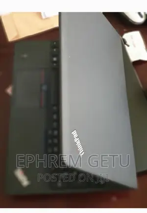 Laptop Lenovo ThinkPad A20p 4GB Intel Core I3 HDD 500GB