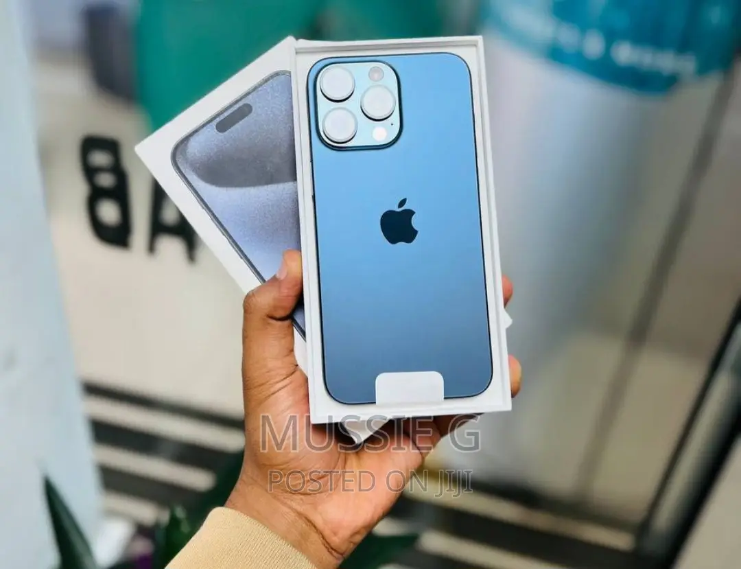 New Apple iPhone 15 Pro Max 256 GB Blue
