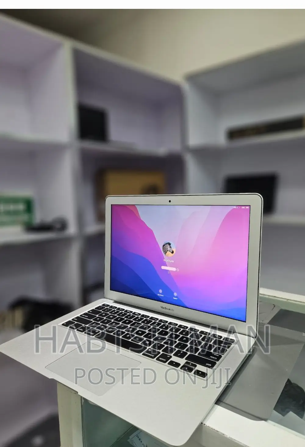 New Laptop Apple MacBook Air 2017 8GB Intel Core I5 SSD 128GB